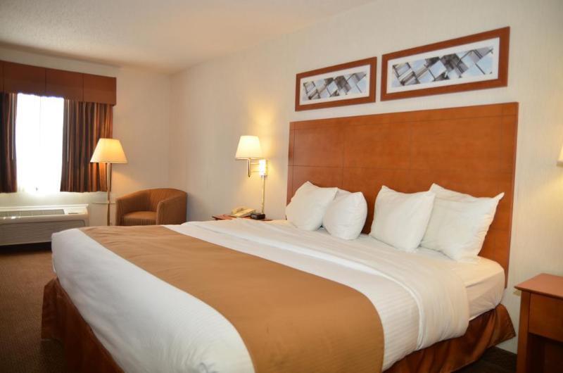 Baymont By Wyndham Port Huron Exterior foto